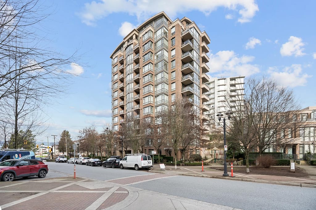111 170 W 1st Street, North Vancouver
