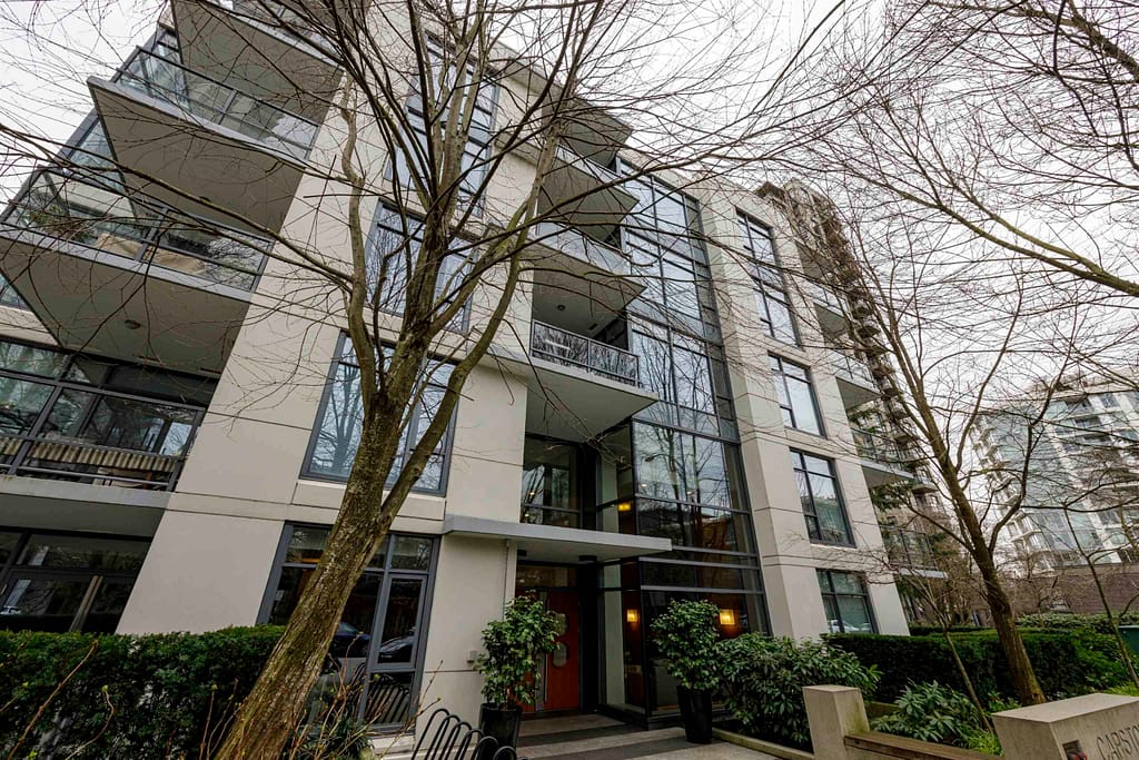 110 135 W 2nd Street, North Vancouver