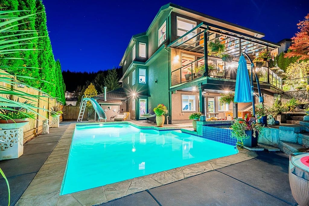 3067 Plateau Boulevard, Coquitlam
