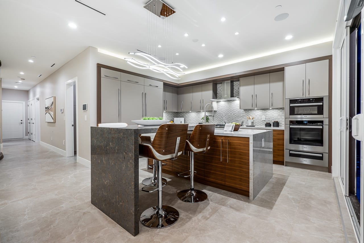 495-Gordon-Avenue-West-Vancouver-14-2240