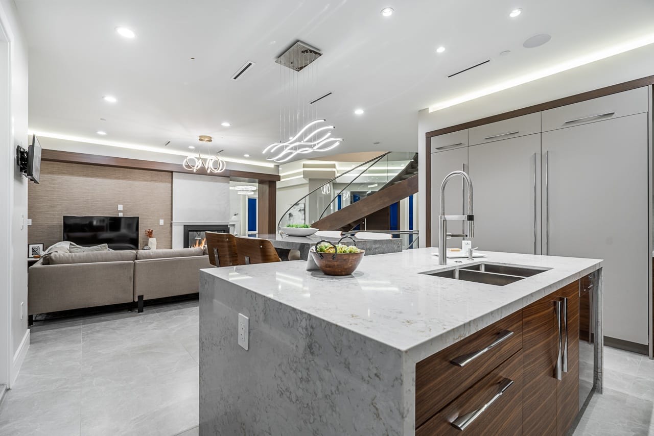 495-Gordon-Avenue-West-Vancouver-17-2255