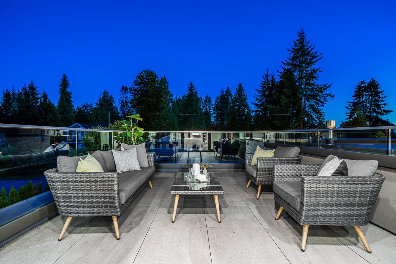 495-Gordon-Avenue-West-Vancouver-30-2320