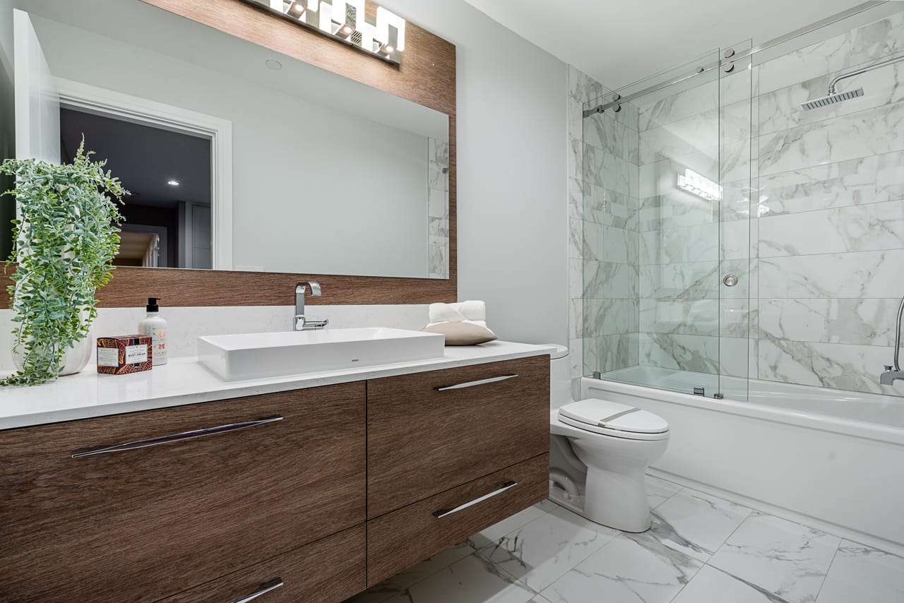 495-Gordon-Avenue-West-Vancouver-33-2335