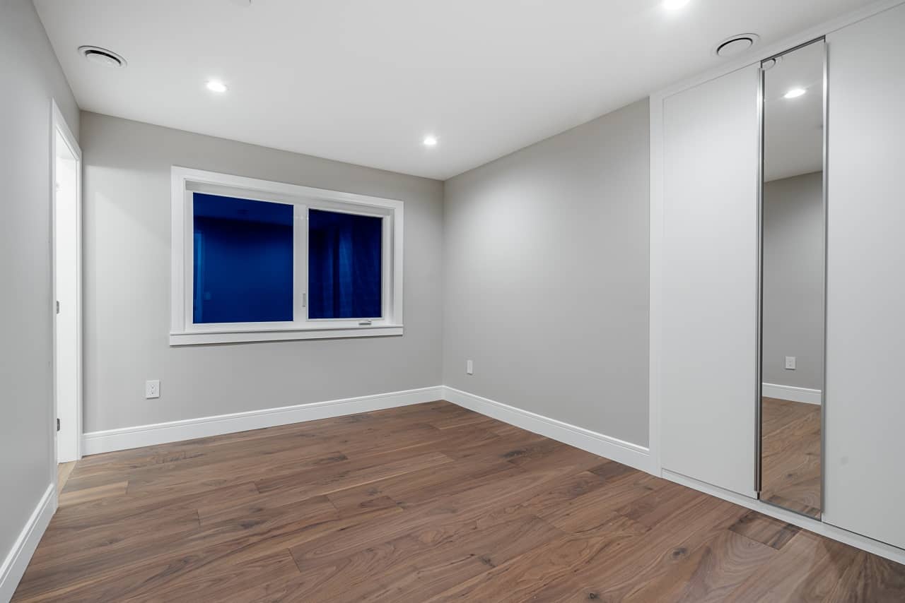 495-Gordon-Avenue-West-Vancouver-37-2355
