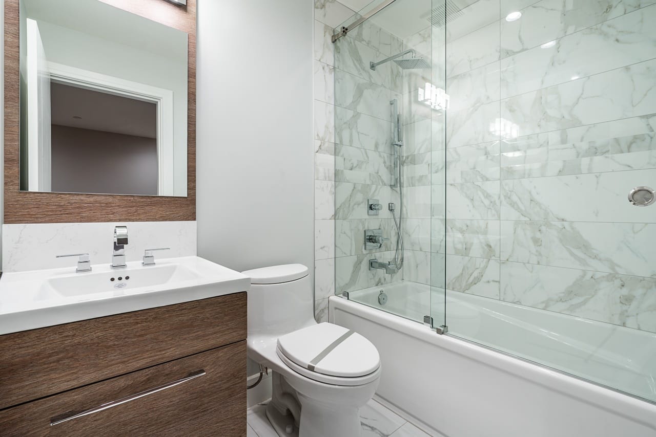 495-Gordon-Avenue-West-Vancouver-39-2365