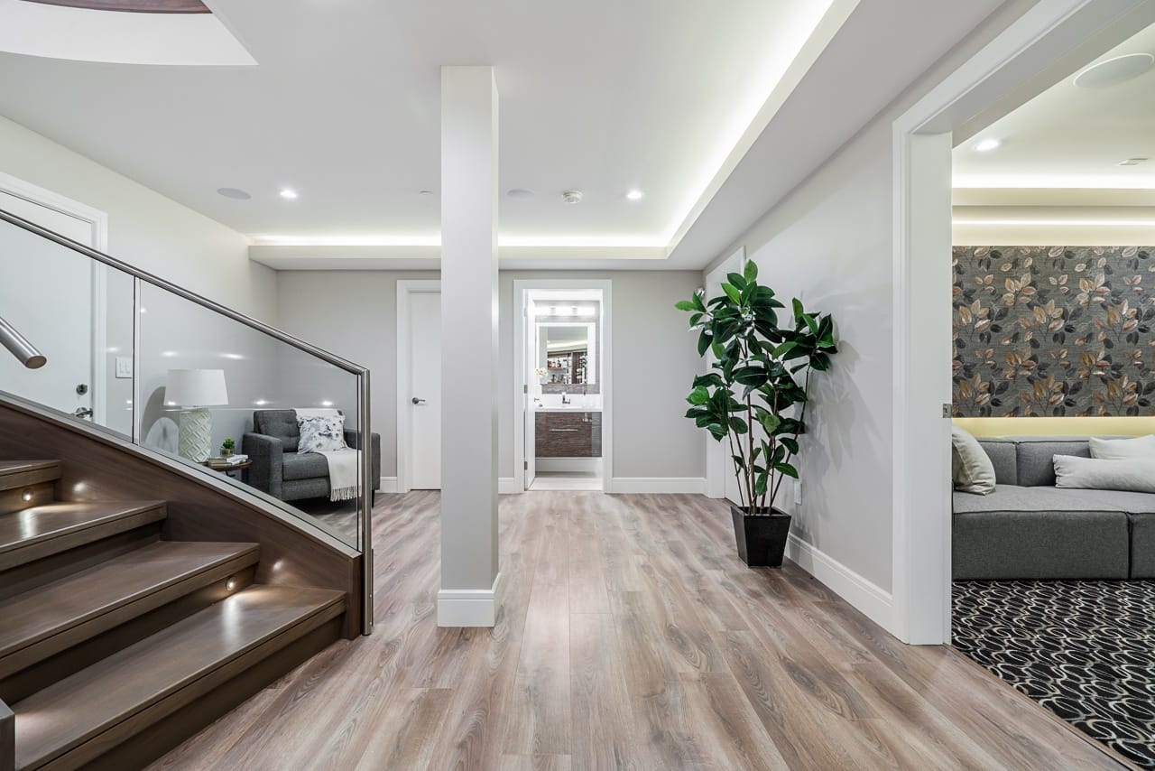 495-Gordon-Avenue-West-Vancouver-44-2390