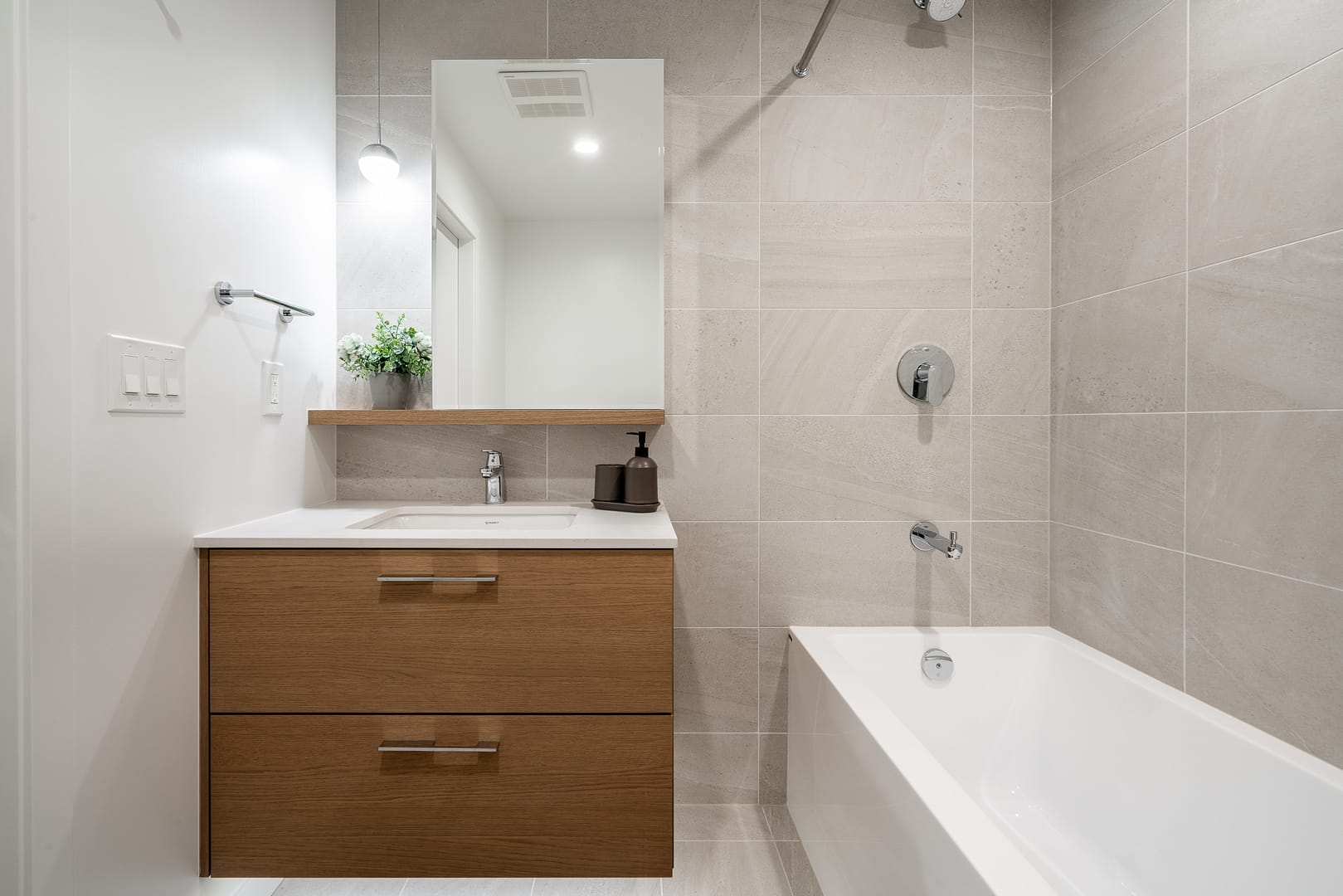 Unit 3110 2181 Madison Avenue Burnaby-24
